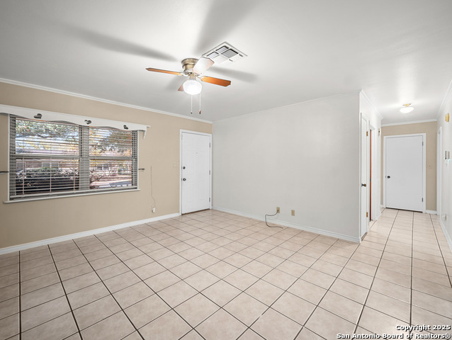 Image 4 of 36 For 612 Bluebonnet St