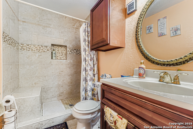 Listing photo id 13 for 108 Sunnyland