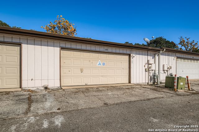 Listing photo id 20 for 108 Sunnyland