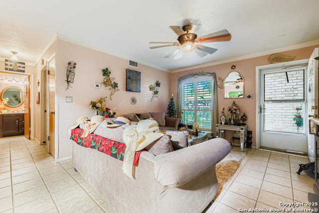 Listing photo id 2 for 108 Sunnyland