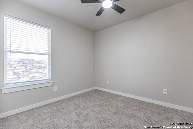 Image 22 of 26 For 327 Bee 101