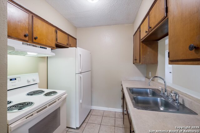 Image 10 of 23 For 4726 Casa Verde