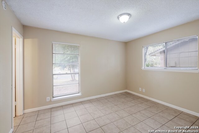 Image 12 of 23 For 4726 Casa Verde