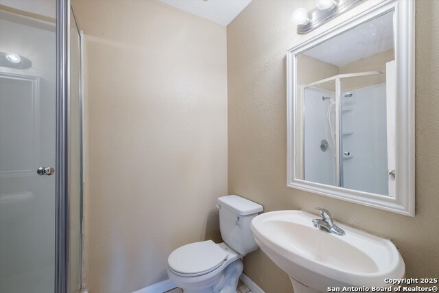 Image 18 of 23 For 4726 Casa Verde