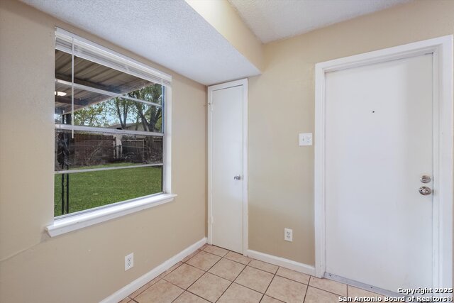 Image 9 of 23 For 4726 Casa Verde