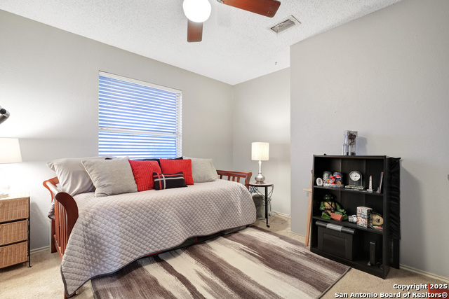 Image 22 of 28 For 7811 Clymer  