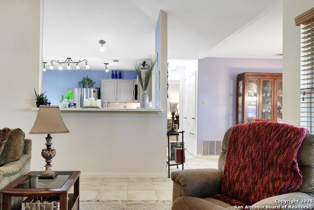 Image 7 of 28 For 7811 Clymer  