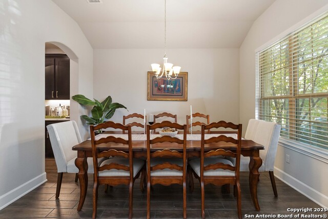 Image 13 of 41 For 16522 Glen Eve Path