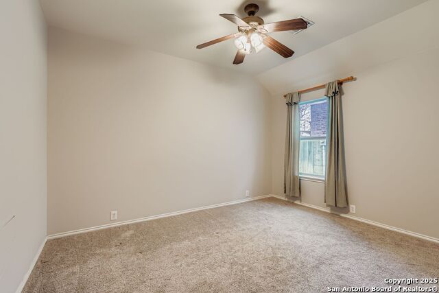 Image 21 of 38 For 937 Forest Ridge