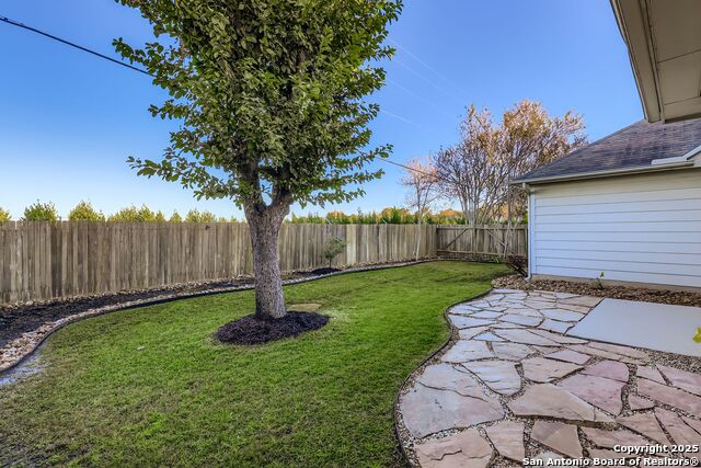 Image 26 of 38 For 937 Forest Ridge