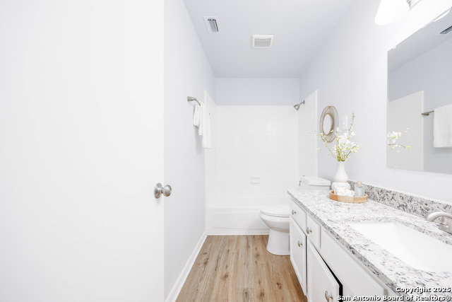 Image 20 of 33 For 8222 Timber Slope