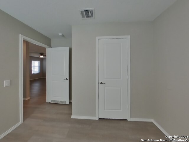 Image 11 of 16 For 5711 Raven