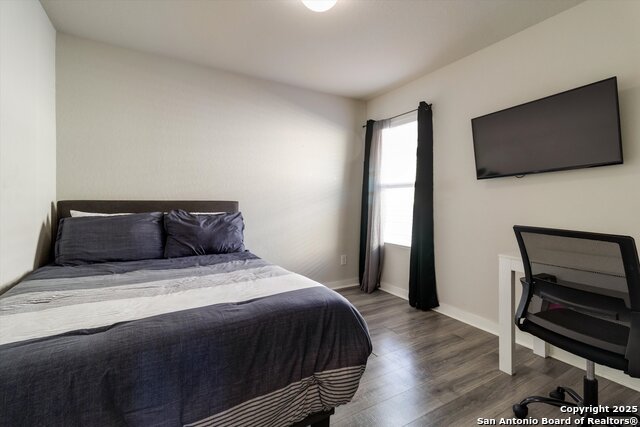 Image 24 of 31 For 7719 Blue Gulf Dr