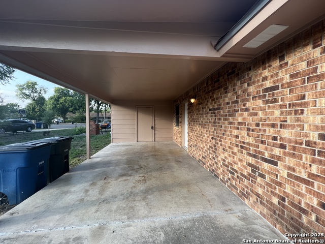 Image 18 of 19 For 1792 Kuehler Ave