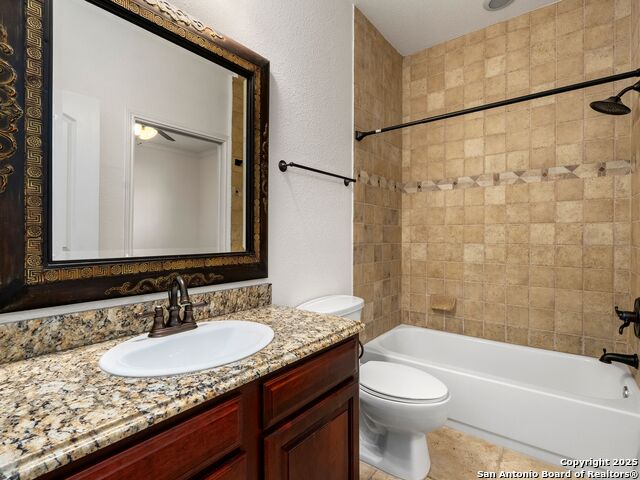 Image 20 of 42 For 837 Lakeview