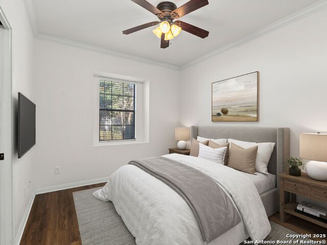 Image 21 of 42 For 837 Lakeview