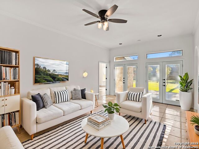 Image 3 of 42 For 837 Lakeview