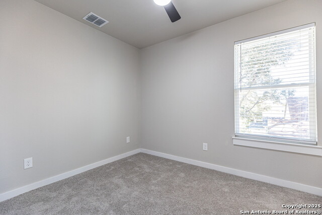 Image 15 of 26 For 327 Bee 102