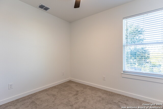 Image 14 of 25 For 327 Bee  201