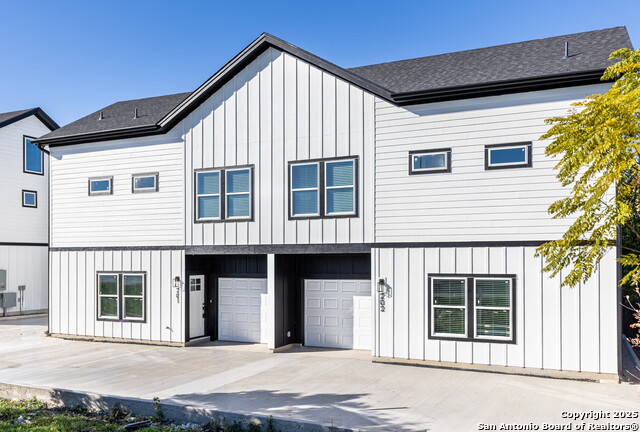 Image 2 of 25 For 327 Bee  201