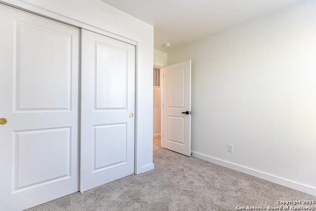 Image 17 of 28 For 327 Bee  202