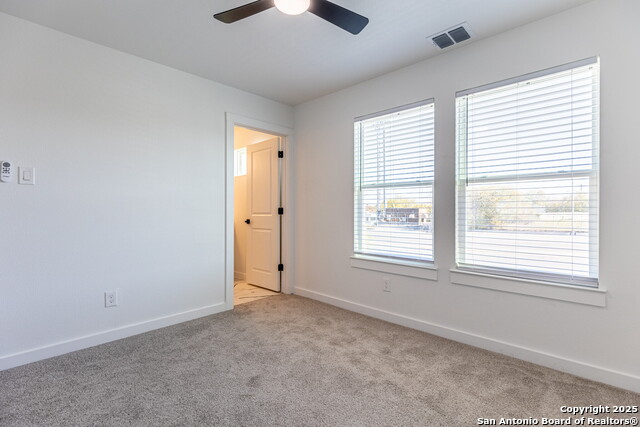 Image 21 of 28 For 327 Bee  202