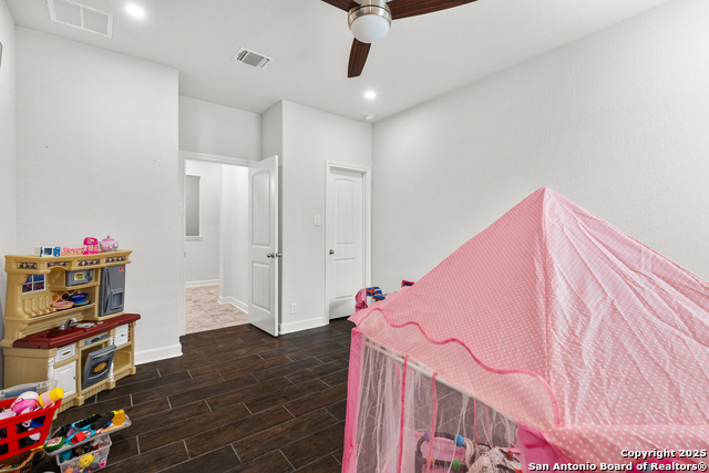 Image 25 of 37 For 320 Rhapsody