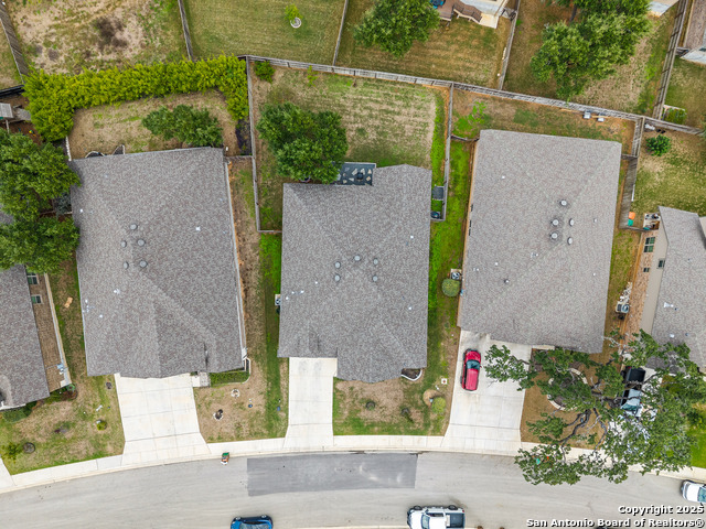 Image 34 of 37 For 320 Rhapsody