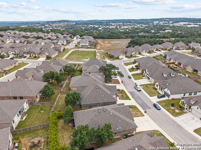 Image 37 of 37 For 320 Rhapsody