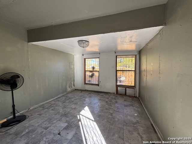 Image 2 of 7 For 1708 Montezuma