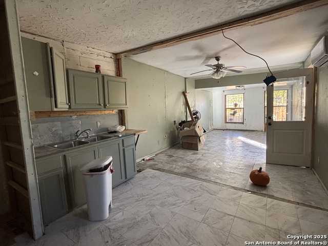 Image 3 of 7 For 1708 Montezuma