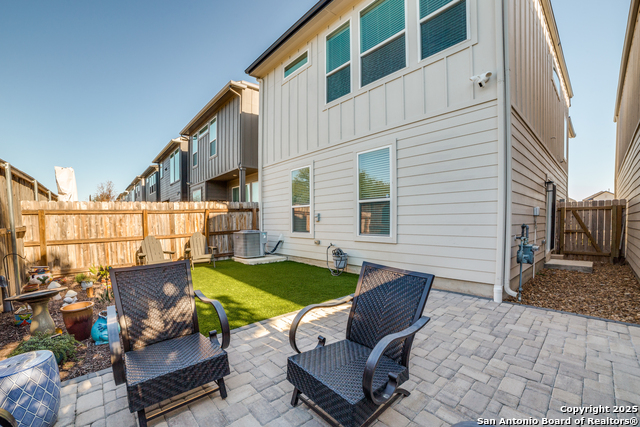 Image 20 of 24 For 8851 Oakland  Unit 14