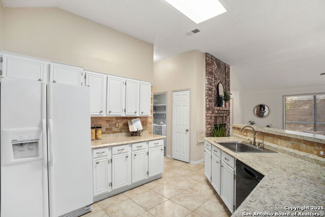 Image 11 of 30 For 7562 Beaver Tree