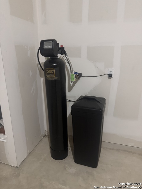 Image 13 of 14 For 3218 Comanche