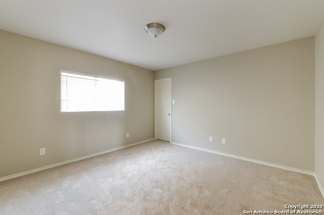 Image 10 of 14 For 410 Spruce Breeze