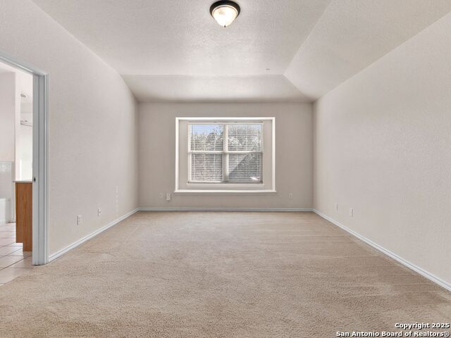 Image 23 of 35 For 102 Lindseys