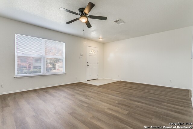 Image 3 of 20 For 8 Laden  