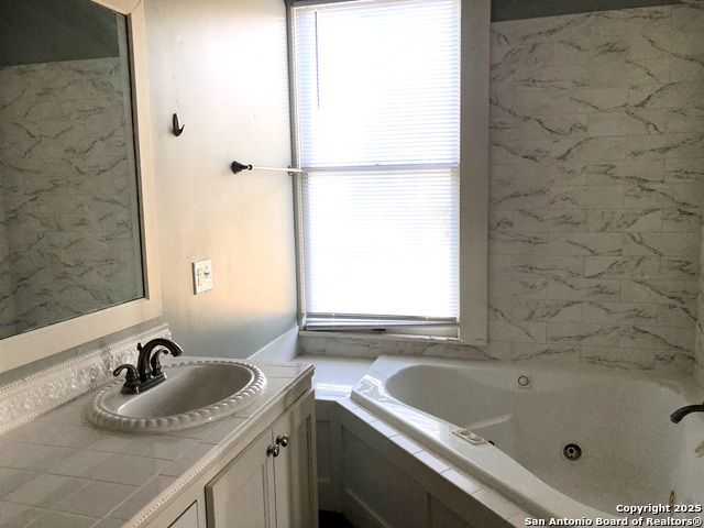 Image 16 of 17 For 119 Idlewilde