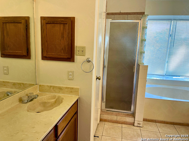 Image 11 of 18 For 5010 Fern Lake