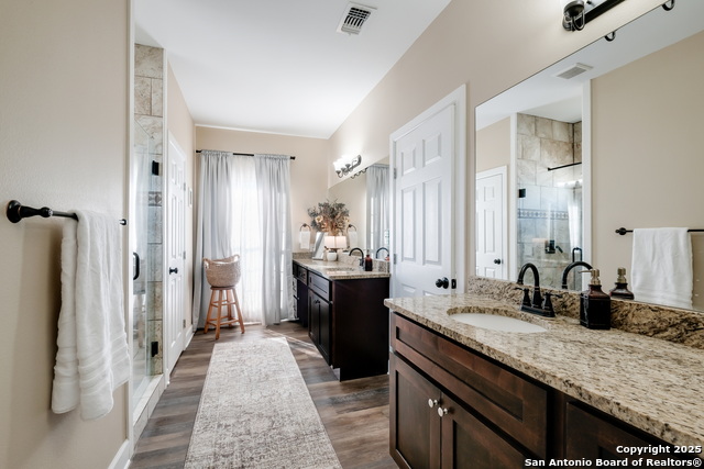 Image 19 of 32 For 659 Thormeyer