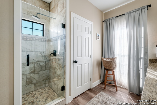 Image 21 of 32 For 659 Thormeyer