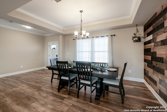 Image 4 of 32 For 659 Thormeyer