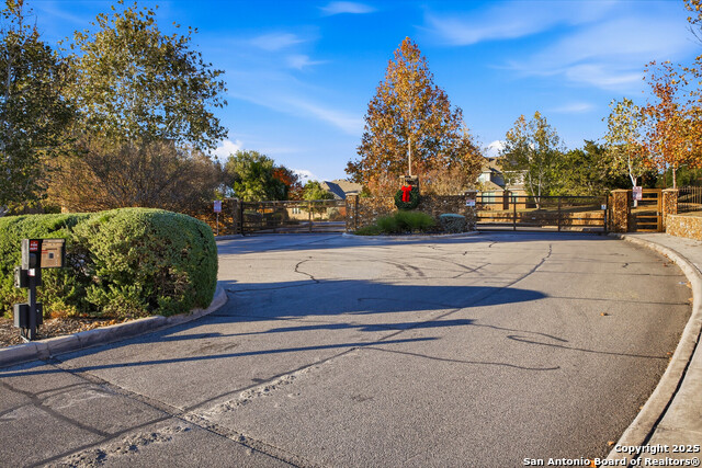 Image 22 of 46 For 25523 River Ranch