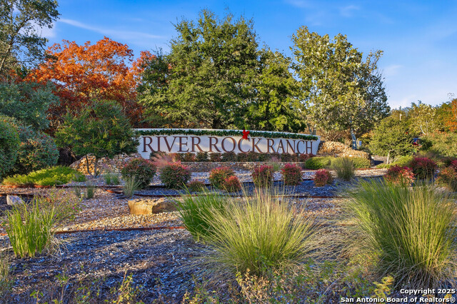 Image 32 of 46 For 25523 River Ranch