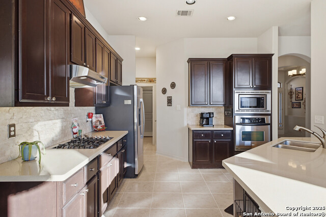 Image 33 of 46 For 25523 River Ranch