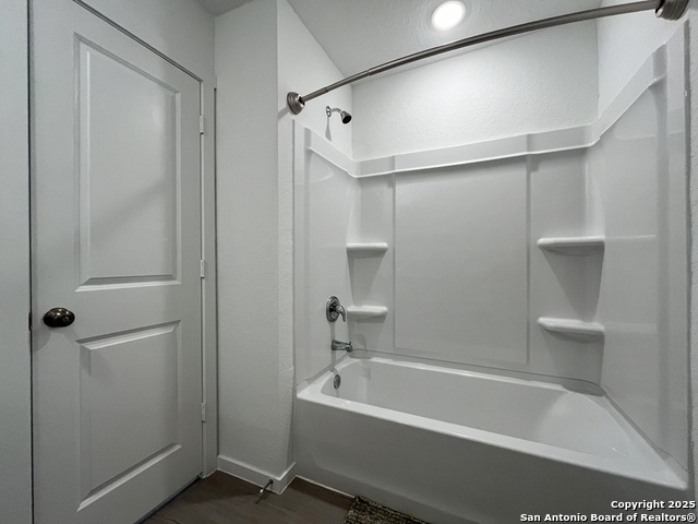 Image 23 of 36 For 534 Chevre Rd.