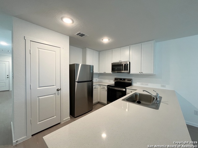 Image 8 of 36 For 534 Chevre Rd.