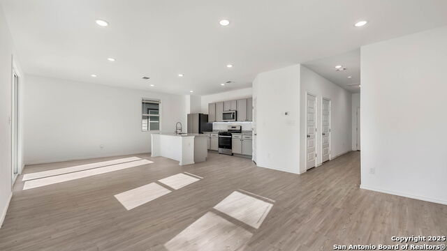 Image 6 of 20 For 4422 Chandler Road #8