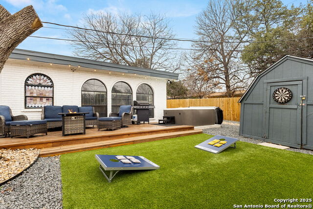 Image 5 of 25 For 607 Redcliff