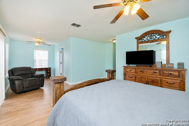 Image 14 of 20 For 118 Walker S